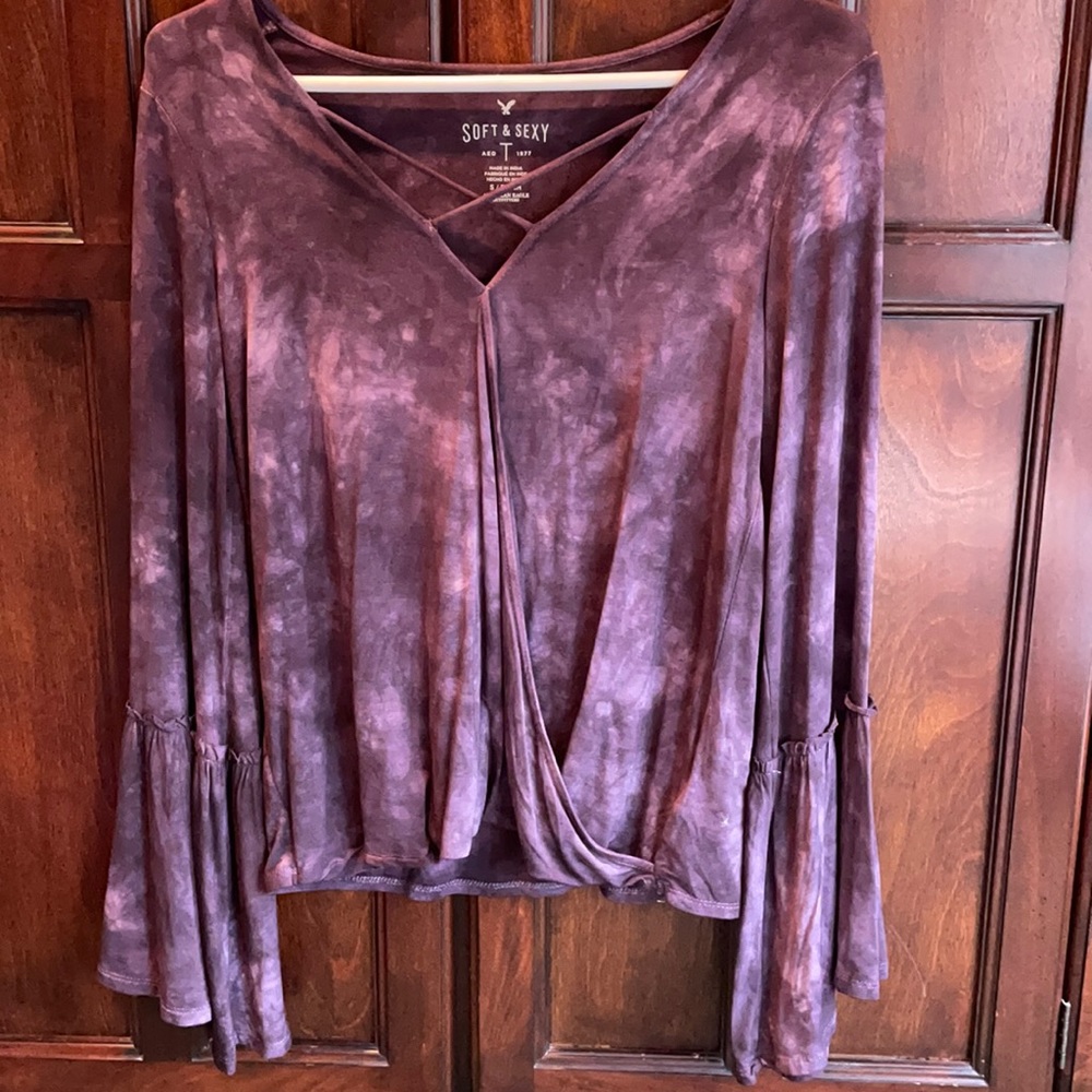 American Eagle Outfitters long sleeve top